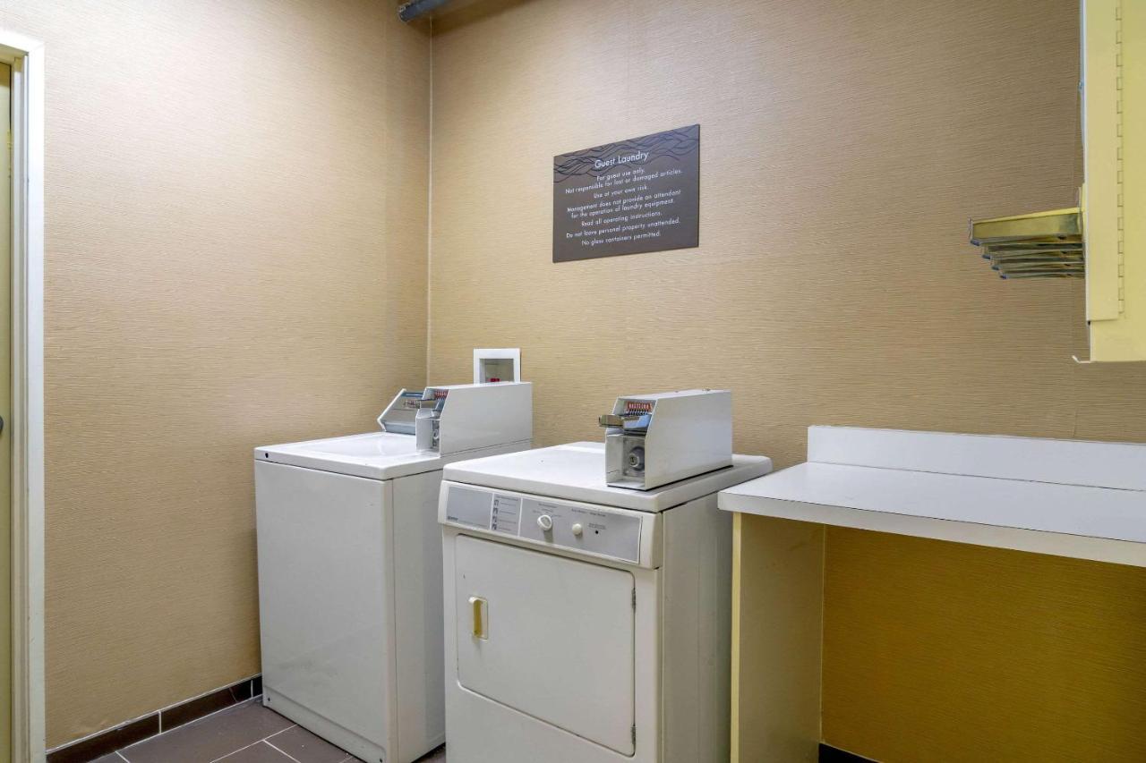 Hotel Comfort &